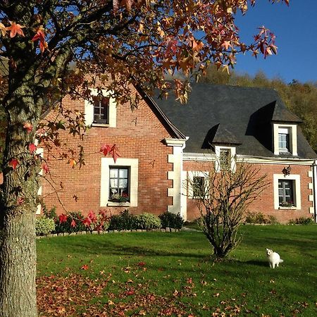 L'Auberge Des Oiseaux Chantants Willeman Exterior photo